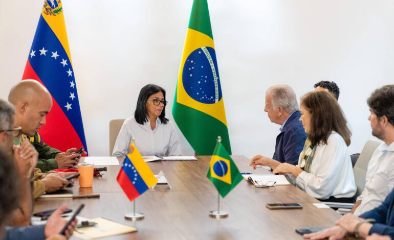Lula diz a Delcy que Brasil manterá apoio a Venezuela após terremotos