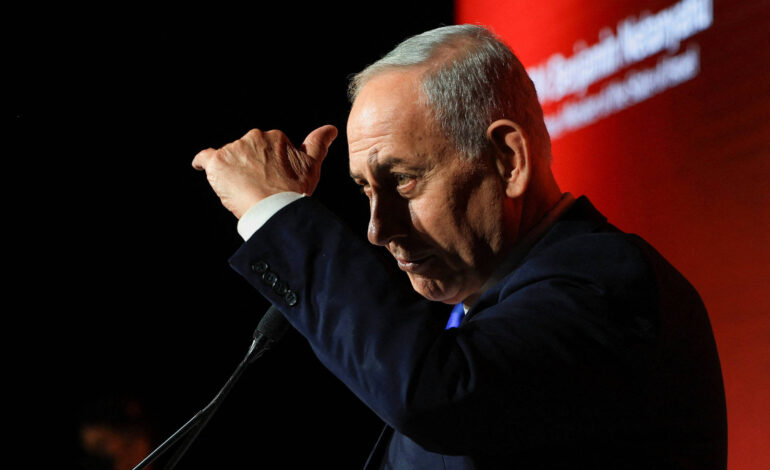 Mossad planejou recrutamento do ex-presidente do Irã, diz jornal