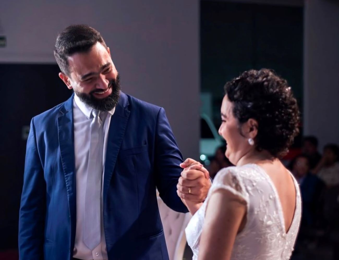 ‘Eu acompanhei e a amei até o fim’, diz marido de professora que morreu após luta contra o câncer