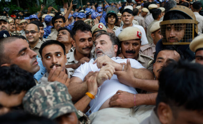 policia-detem-lider-da-oposicao-na-india-em-meio-a-tensao-crescente-contra-governo