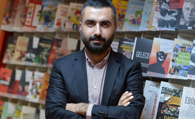 correspondente-da-deutsche-welle-na-turquia-volta-a-ser-preso