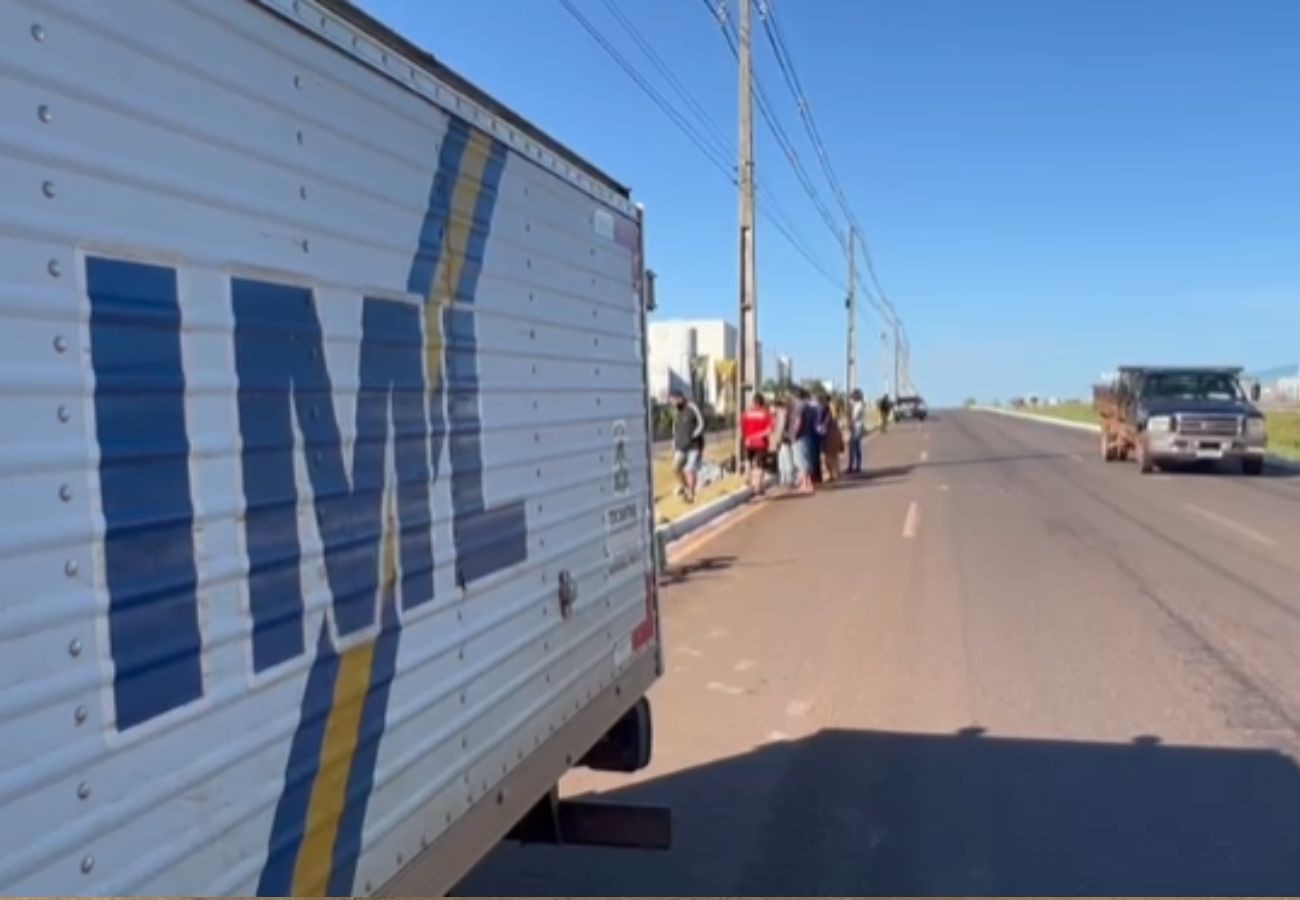 motociclista-morre-e-mulher-fica-ferida-apos-moto-bater-contra-poste-na-br-153