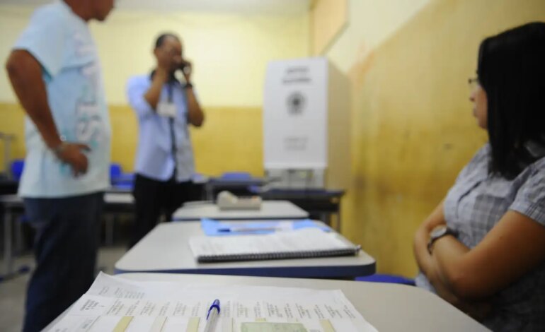 Mesários têm papel fundamental na garantia do processo eleitoral