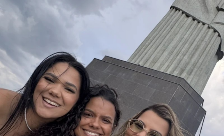 ‘a-gente-vai-de-arrasta’:-o-pavor-das-amigas-presas-no-cristo-redentor-na-ventania