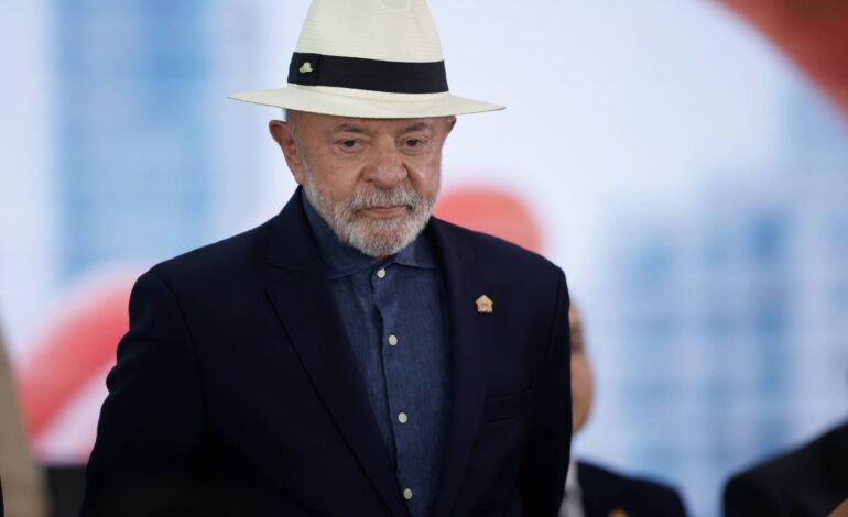Lula oferece ajuda à Colômbia após terremoto que matou ao menos 81
