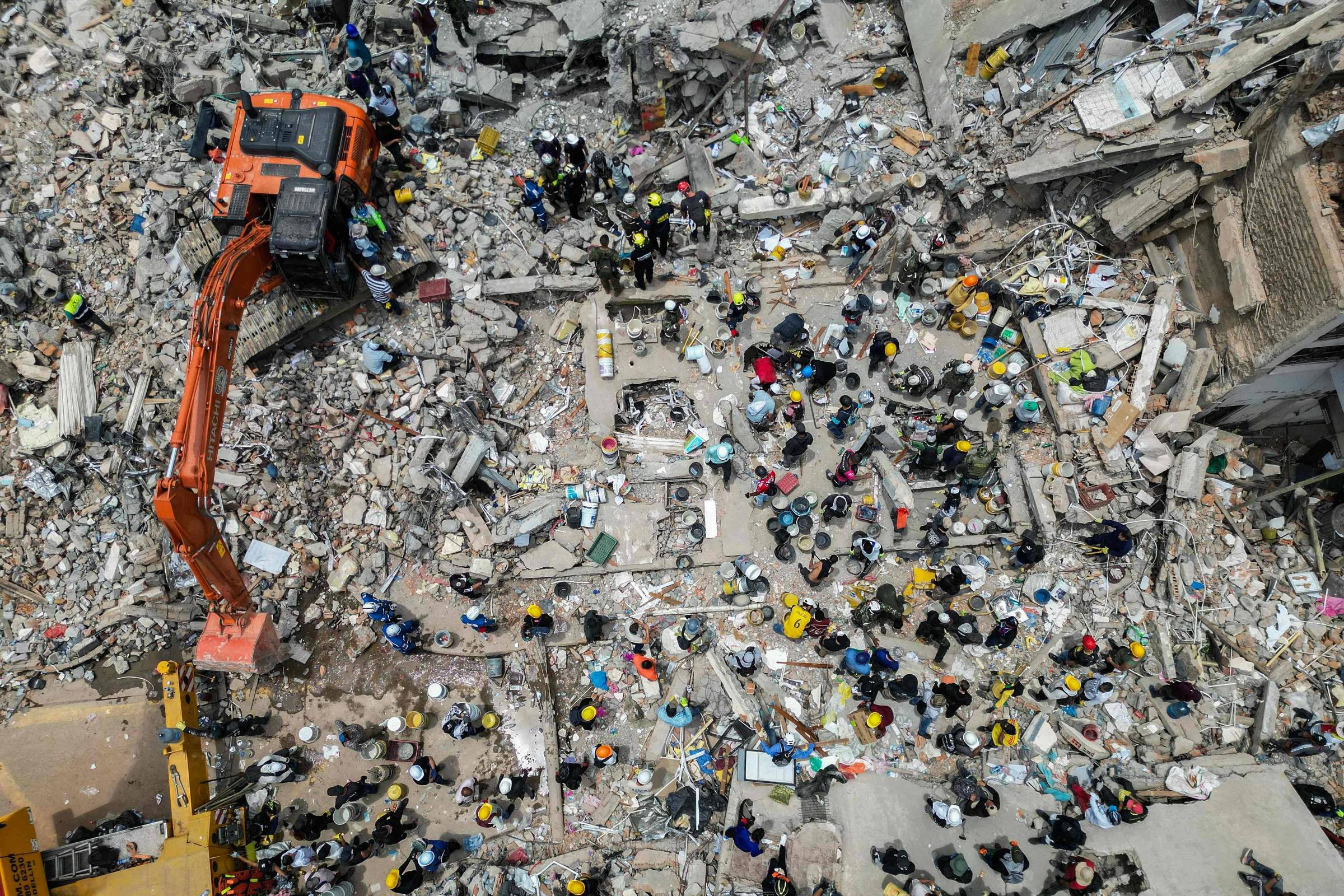 Resgates na Colômbia entram em fase final, e balanço de mortos em terremoto sobe para 265