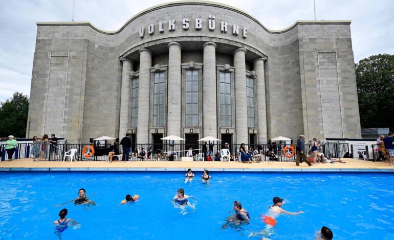 piscina-publica-em-berlim-vira-palco-para-extrema-direita-e-discussao-sobre-racismo-na-alemanha