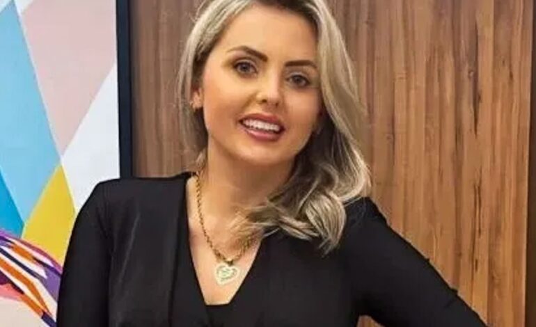 Clariana Barão é a candidata do Democracia Cristã à Presidência 