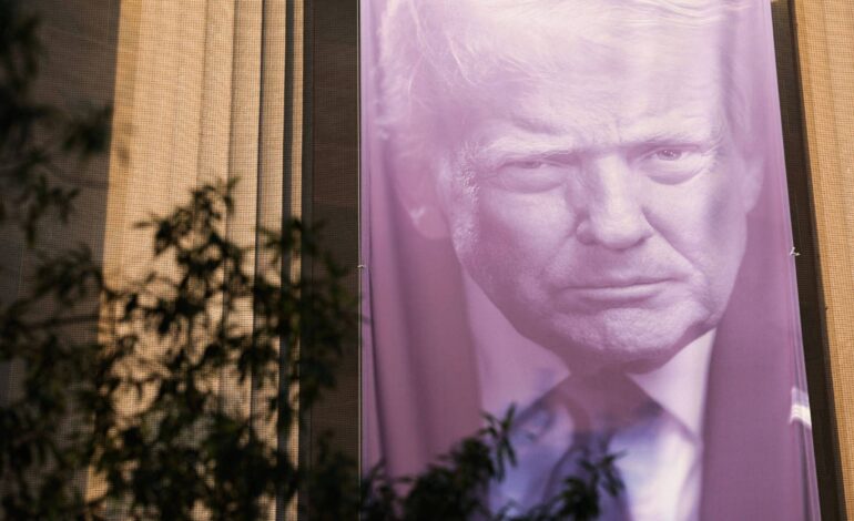 Taxa de aprovação de Trump cai para 33%, menor nível de seu mandato