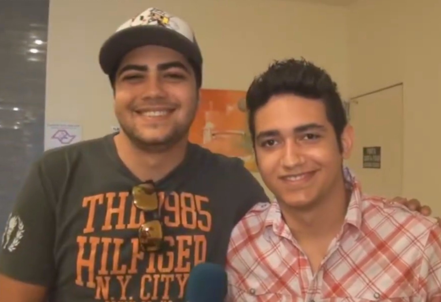 henrique-e-juliano-relevam-que-comecaram-na-musica-como-cover-de-mamonas-assassinas;-video