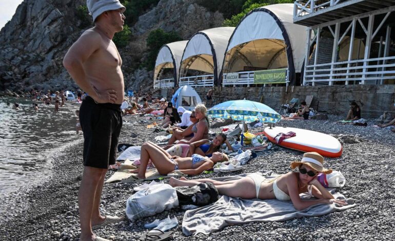 ataques-com-drones-ucranianos-chegam-ao-balneario-favorito-de-vladimir-putin