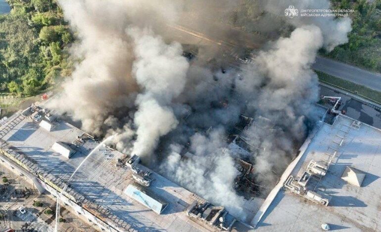 Ataque com drones e mísseis a shopping na Ucrânia mata 15 e fere 130