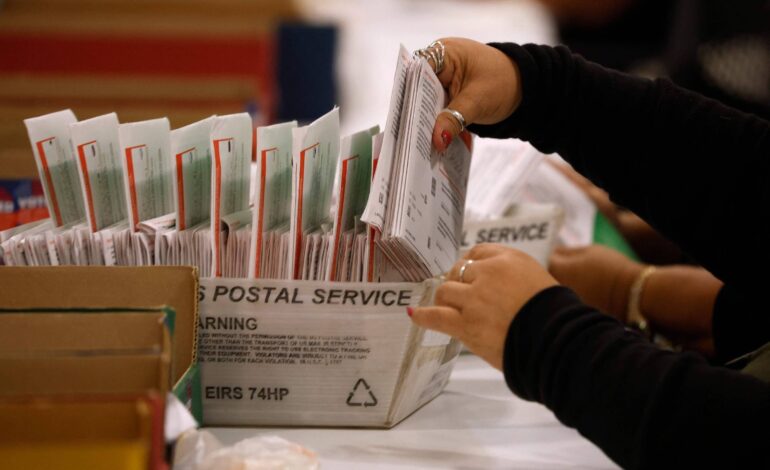 Serviço Postal dos EUA atende pedido de Trump e publica plano para restringir voto pelo correio