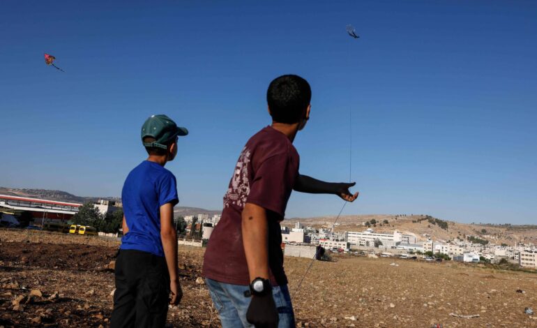 israel-bombardeia-faixa-de-gaza,-mata-duas-pessoas-e-ameaca-intensificar-ofensiva
