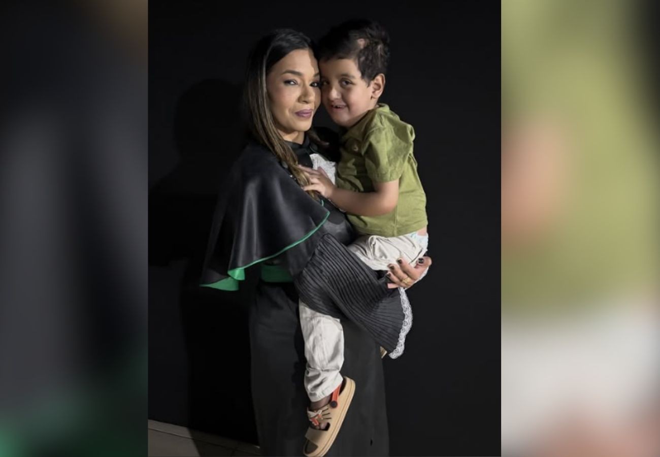 mae-se-forma-em-fisioterapia-para-ajudar-filho-com-doenca-rara-no-to:-‘foi-por-voce’