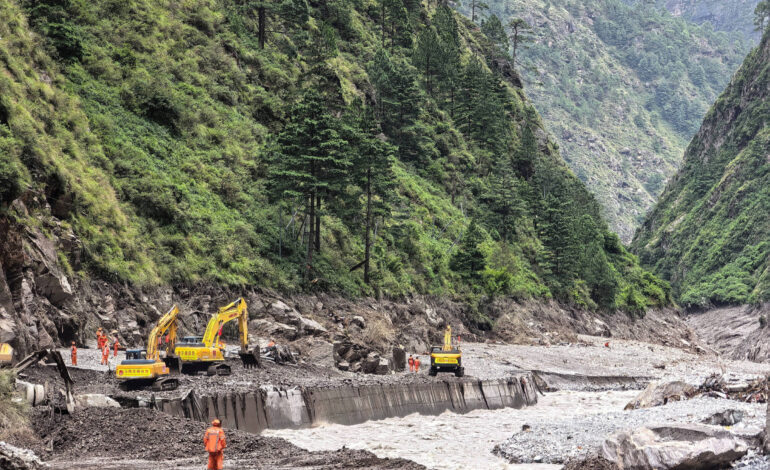 Nepal e Tibete estão sob risco de novas enchentes e rompimento de lago