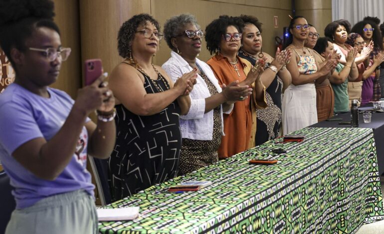 Eleições 2026: mulheres negras divulgam manifesto para candidaturas