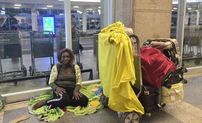 Destino de mulher de Serra Leoa que vivia em aeroporto de Belém continua incerto