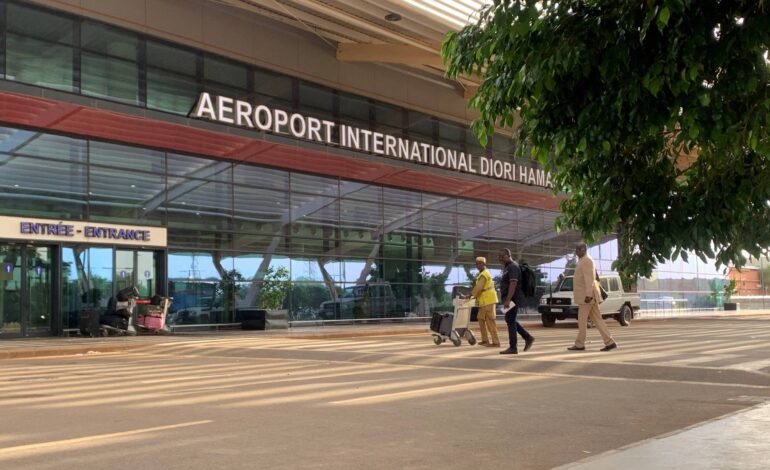 soldados-atacam-aeroporto-em-tentativa-de-golpe-no-niger,-diz-governo-militar
