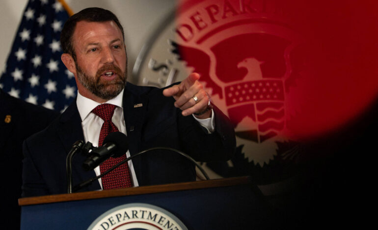 ICE prende 2.100 imigrantes em NY em um mês e afronta democratas locais