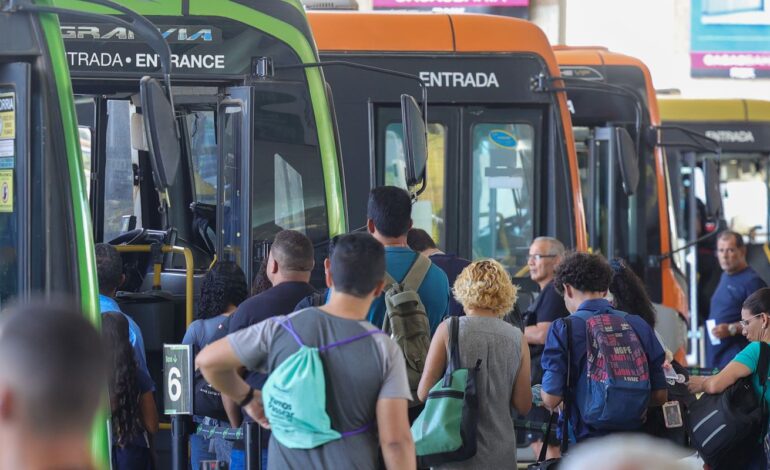 Escala 6×1: 67% apontam que jornada piora saúde mental, diz pesquisa