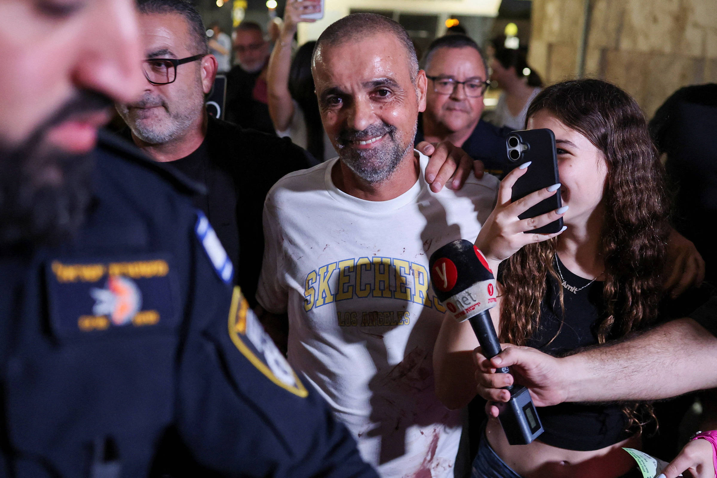 israel-quer-condecorar-passageiros-que-pararam-piloto-que-esfaqueou-comandante-da-flydubai