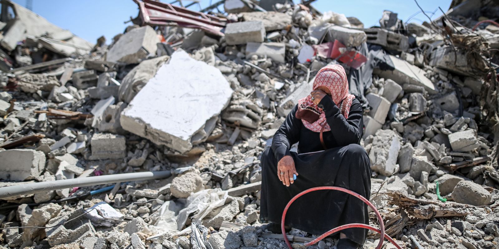“Plano de paz” de Gaza tem bombas diárias 3 anos após início da guerra