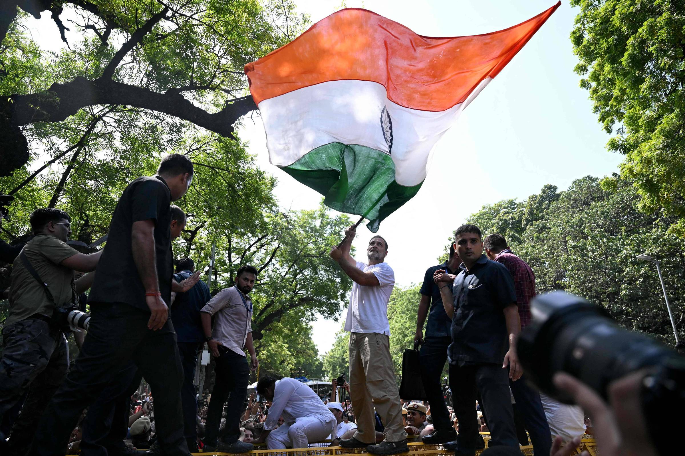 Índia exclui 130 milhões de eleitores e desencadeia protestos contra Modi