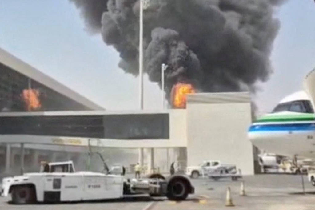 Ataque houthi destrói Airbus no aeroporto da capital da Arábia Saudita