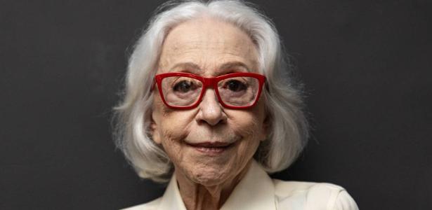 doc-mostra-fernanda-montenegro-na-intimidade-e-em-plena-atividade-aos-96