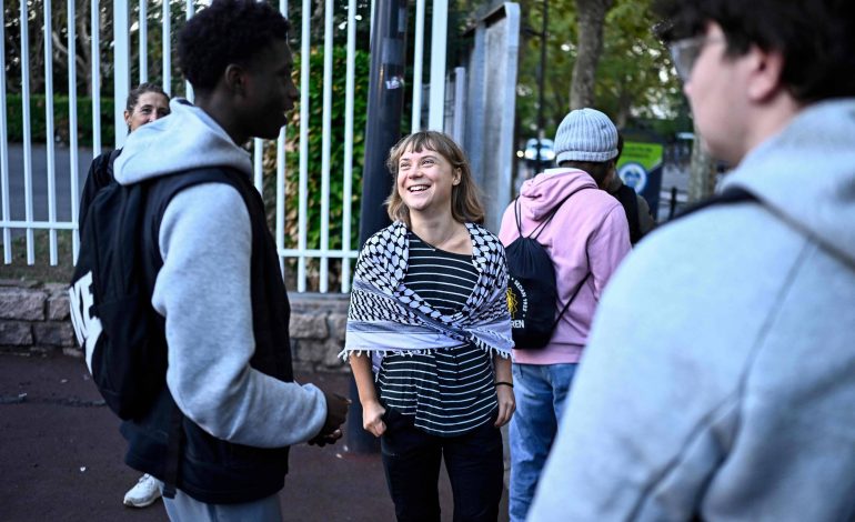 greta-thunberg-se-junta-a-estudantes-em-protestos-na-franca
