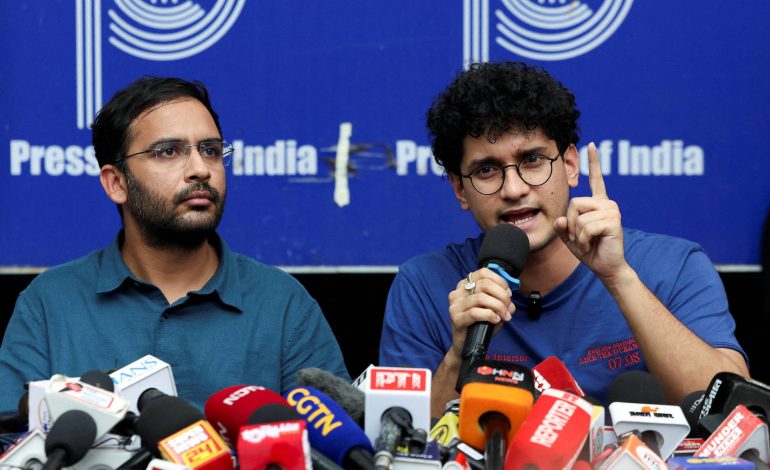 india-prende-lideres-do-‘partido-das-baratas’-durante-protestos-contra-o-governo