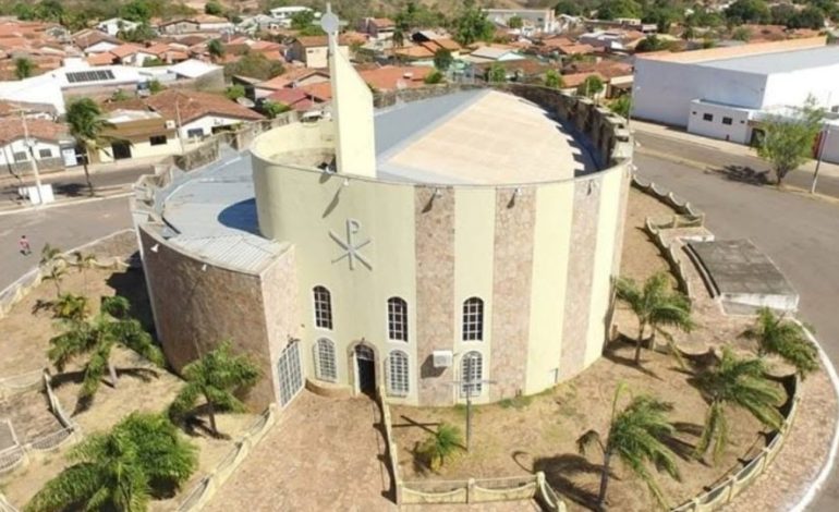 Homem é condenado a 4 anos de prisão por furtar igreja e levar dinheiro de dízimos no TO