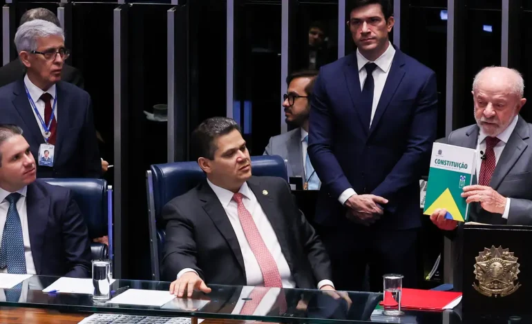 Congresso promulga emenda de aposentadoria especial de agente de saúde