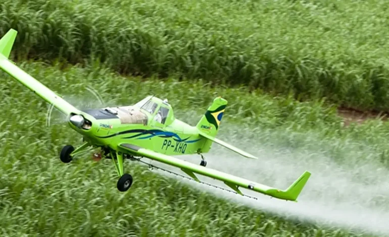 Brasil é 2º maior importador de pesticidas proibidos na UE, diz Oxfam