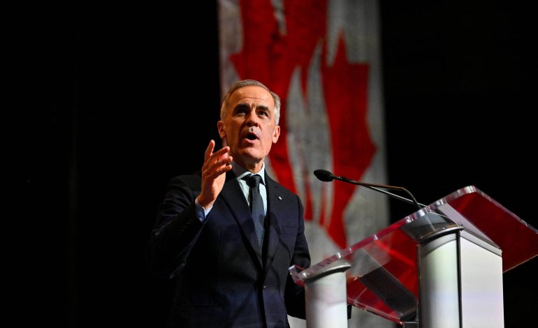 incendio-de-grandes-proporcoes-em-base-militar-no-canada-deixa-mortos-e-feridos