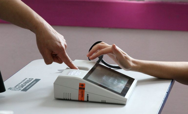 Eleitor sem biometria pode votar no segundo turno das eleições