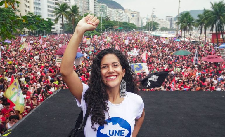 estudantes-retomam-protagonismo-em-momento-decisivo-no-pais,-diz-une