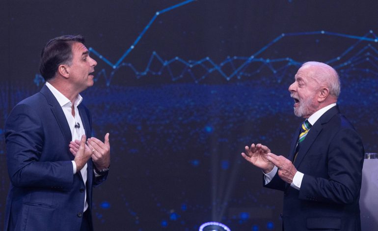 ‘Caótico’ e ‘tenso’: o que imprensa internacional disse sobre debate entre Lula e Flávio Bolsonaro