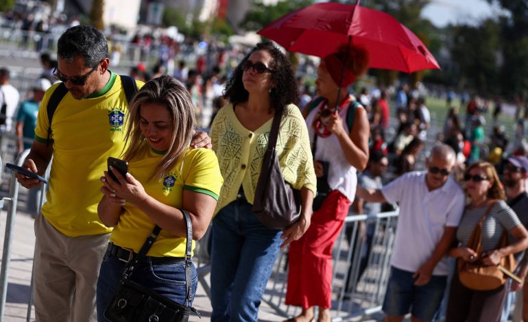 distancia-afasta-brasileiros-que-vivem-no-exterior-das-urnas-e-eleva-abstencao