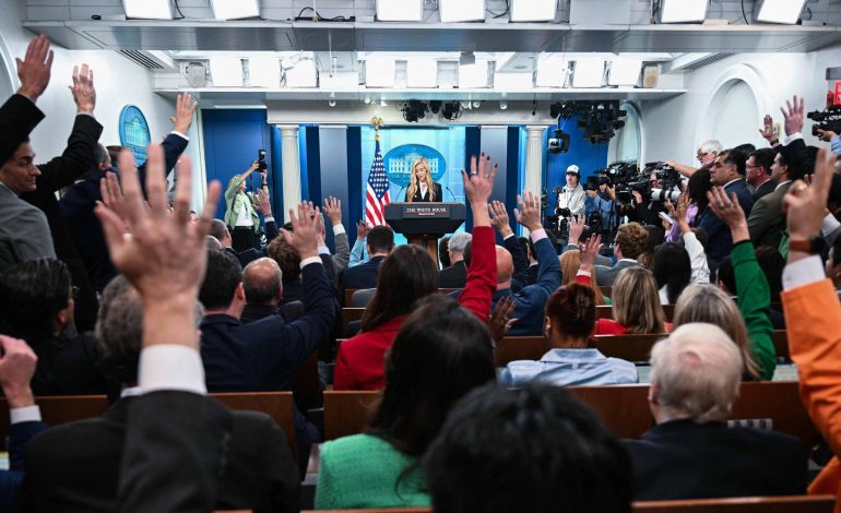 trump-quer-expulsar-imprensa-da-casa-branca-e-transformar-sala-em-piscina