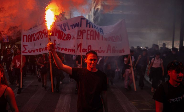 milhares-de-estudantes-da-grecia-se-unem-aos-protestos-na-europa-por-investimentos-na-educacao