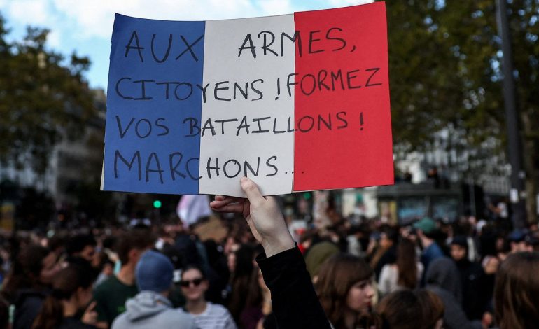 protestos-na-franca-comecam-sob-forte-esquema-de-seguranca
