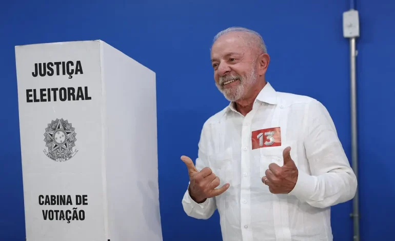 Lula vota e enaltece mobilização popular: “nunca vi nada igual”