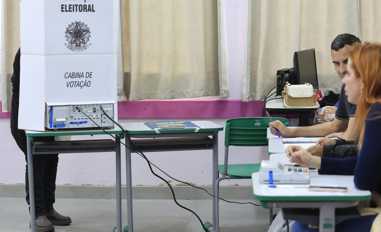 PM detém cinco pessoas por crimes eleitorais em São Paulo