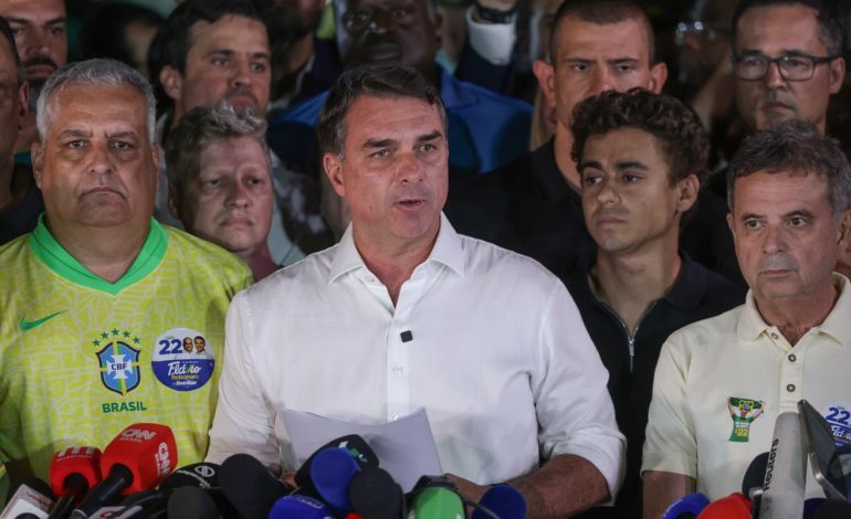 pf-investiga-circunstancias-da-fuga-de-flavio-bolsonaro-do-brasil