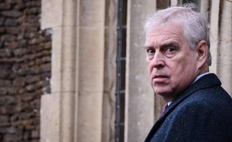 policia-investiga-suposta-estadia-de-epstein-em-castelo-da-familia-real-britanica