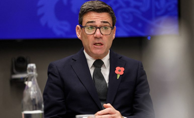 premie-britanico-diz-estar-aberto-a-pedido-formal-de-desculpas-pela-escravidao